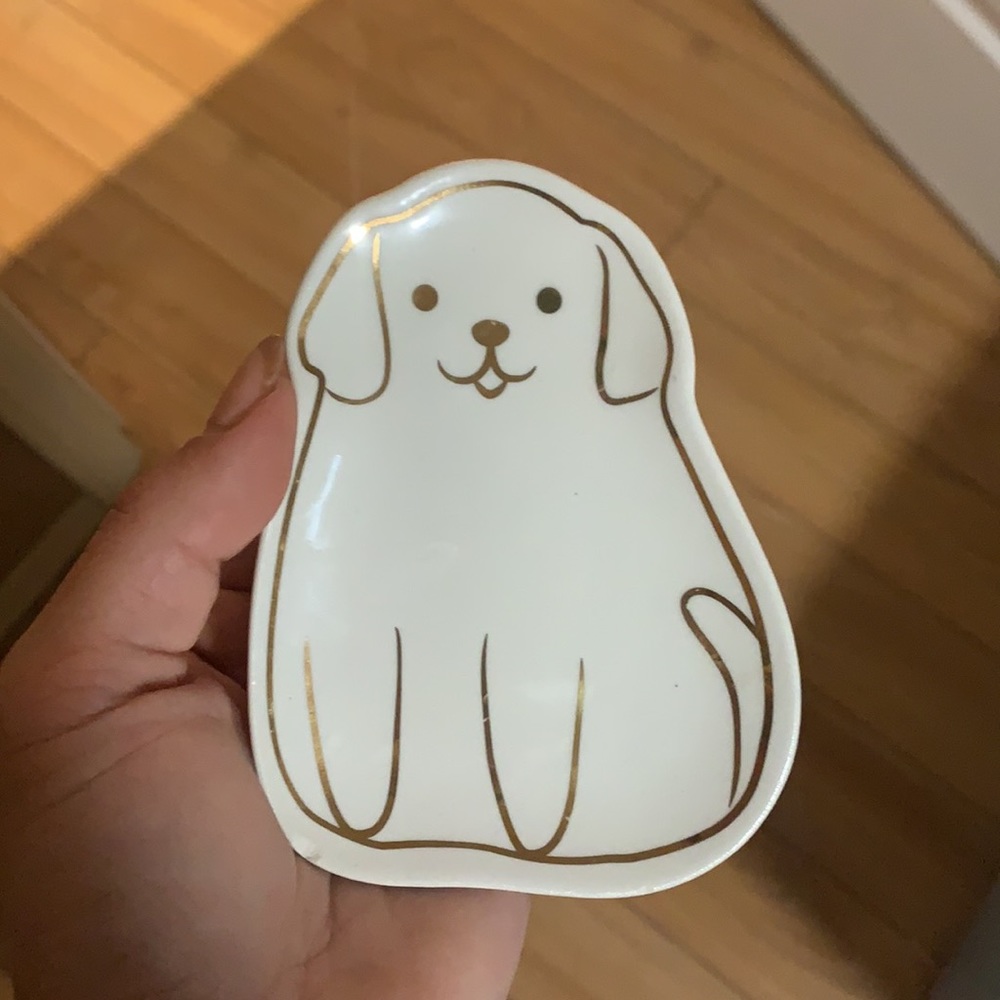 Jewelry dish/holder